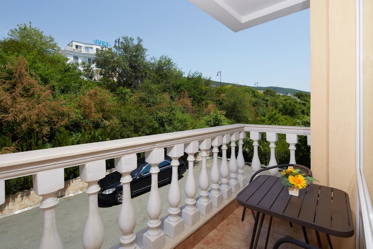Апарт-отели Villa Sardinia Apartments Свети-Влас