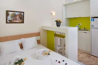 Апарт-отели Villa Sardinia Apartments Свети-Влас Номер-студио с двуспальной кроватью-15